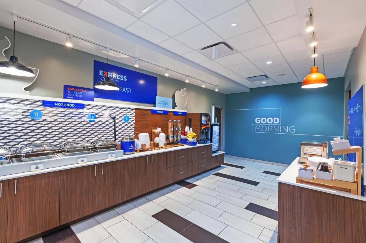Holiday Inn Express & Suites Tulsa South - Woodland Hills By Ihg Luaran gambar